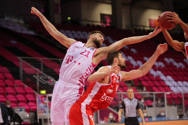 他的场上掌 他的场上掌