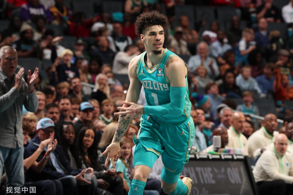 他是绝对的 他是绝对的