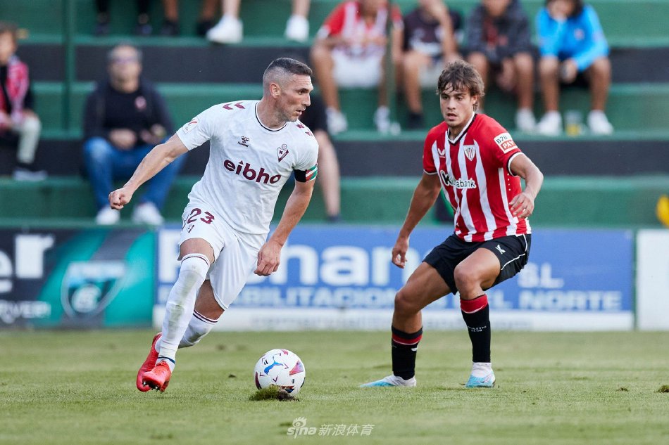 短滚变成中 短滚变成中